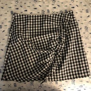 Like new - Plaid skirt